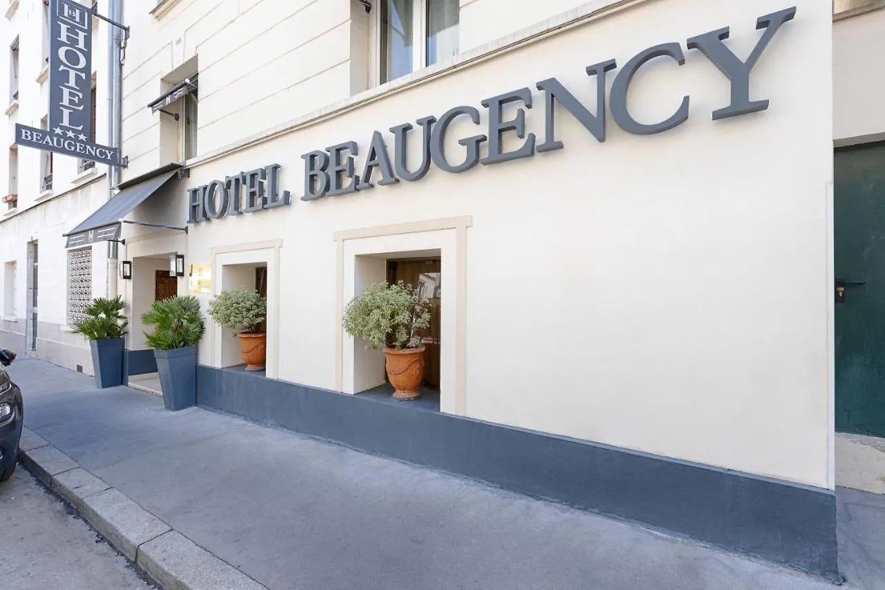 Hotel Le Beaugency Paryż