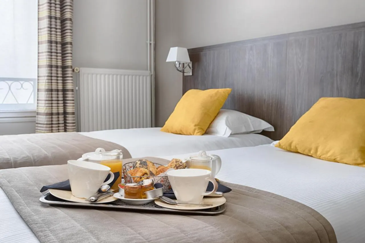 Otel Le Beaugency 3*