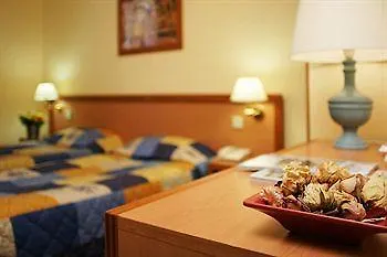 Le Beaugency Hotel