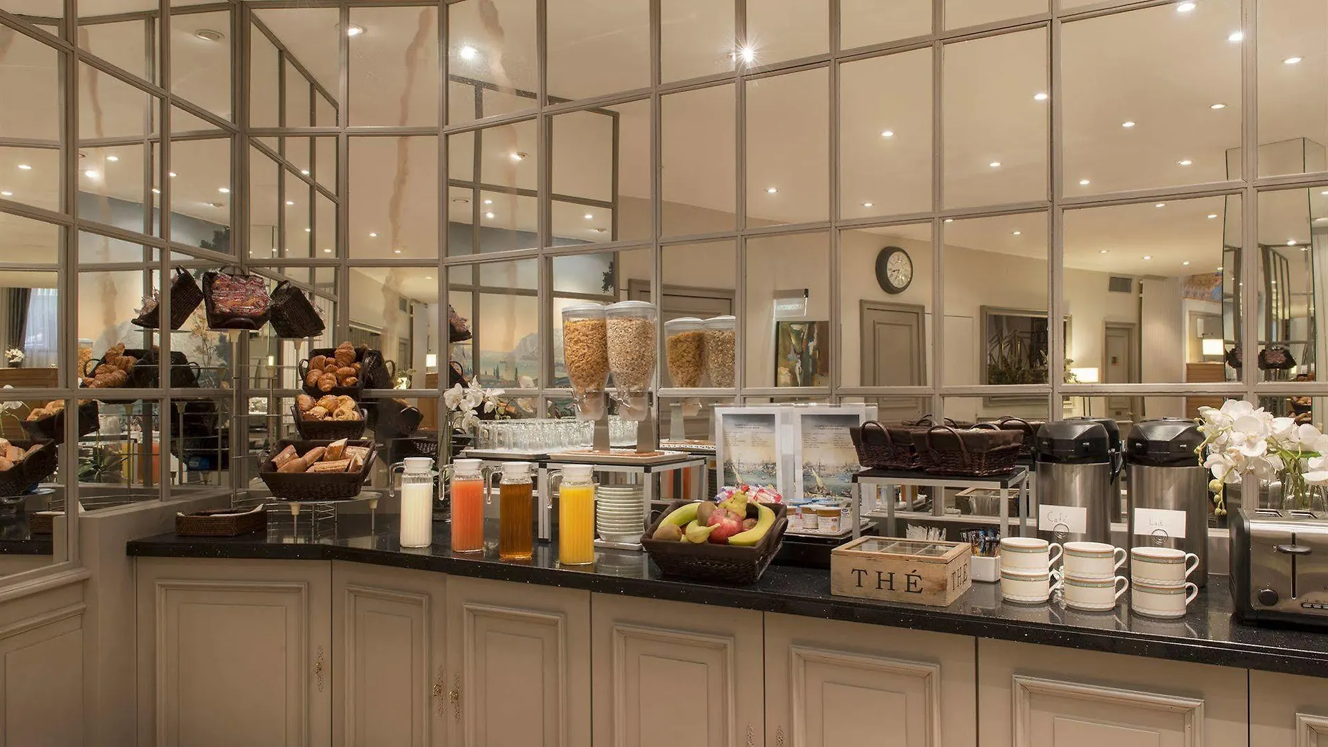Le Beaugency Otel 3*